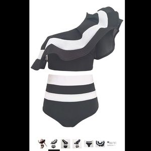 ISO- looking for size S/M!